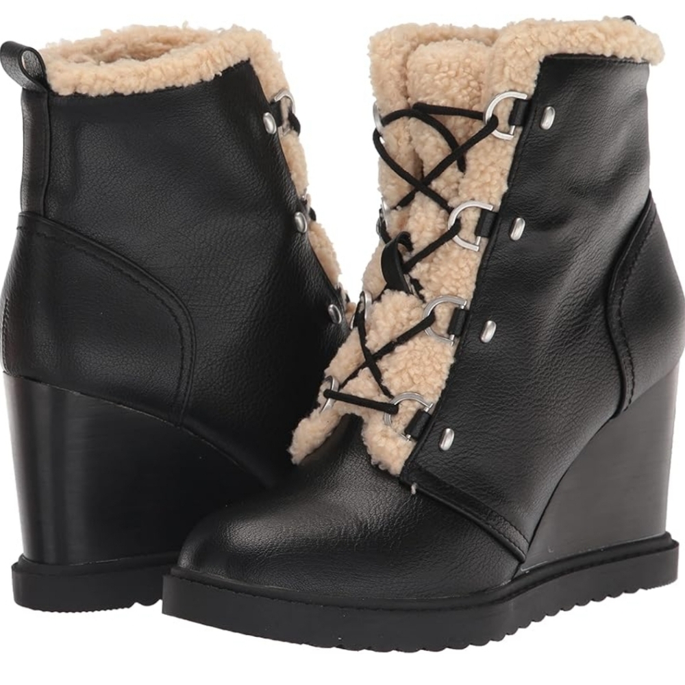 DV Dolce Vita Women's Sumner Ankle Boot Black Wedge Size 6.5